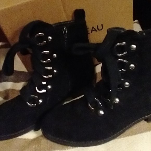 Le Chateau Black Suede Boots size 38 - Picture 1 of 6